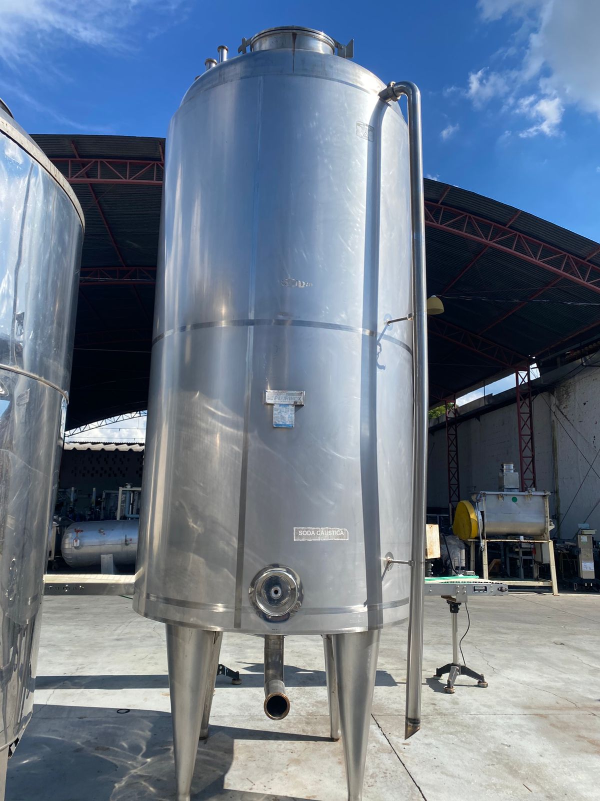 Tanque 6.000 litros encamisado com serpentina interna em aço inox